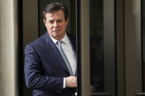 Mueller acusa a exjefe de campaña de Trump de obstrucción a la justicia