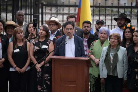 Pacto se divide por solicitud sobre caso Uribe por supuesta creación de grupos paramilitares