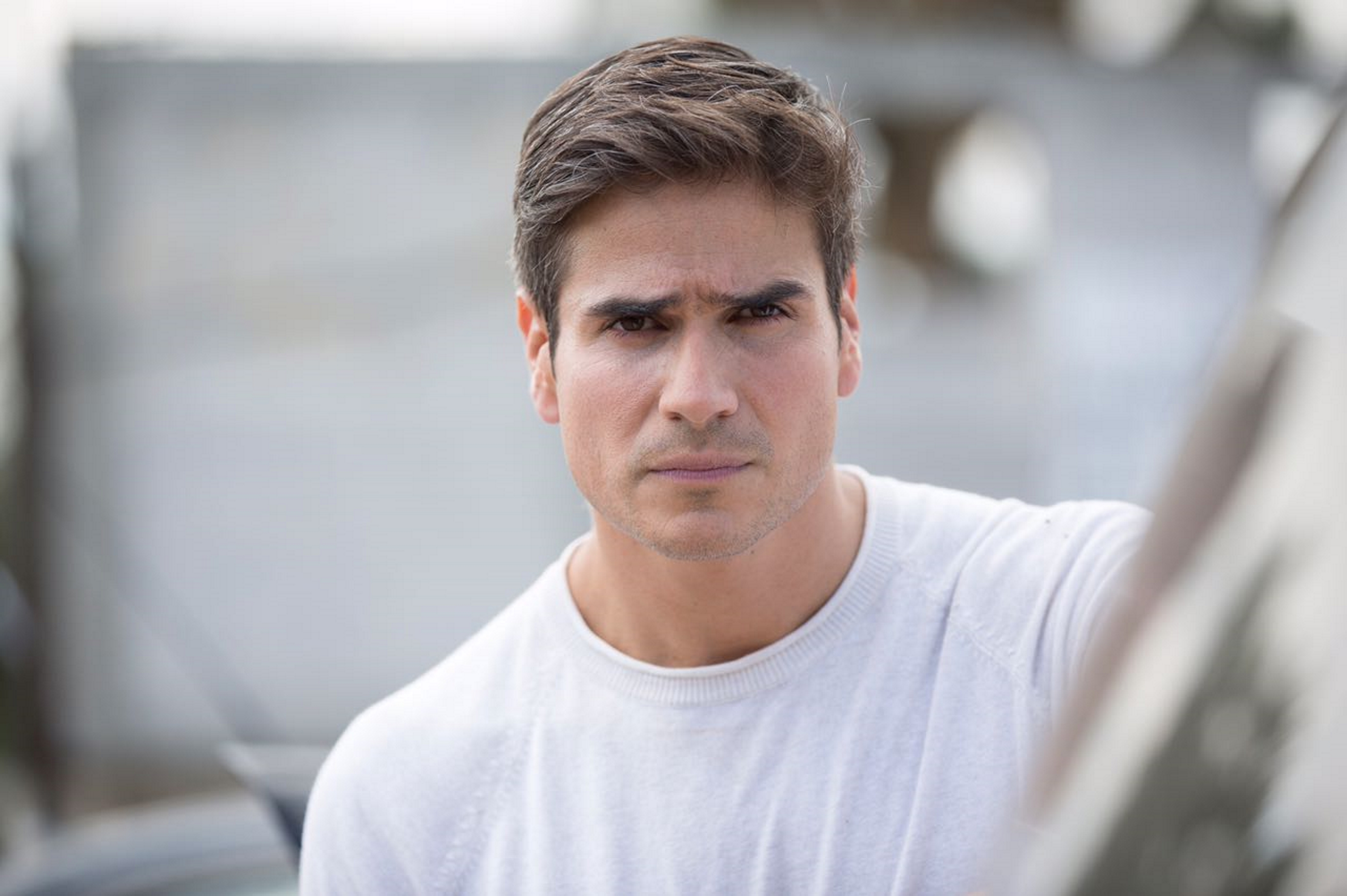Daniel Arenas es una de las figuras consentidas de Televisa, y es el protagonista de la novela “Mi marido tiene familia”. / Cortesía
