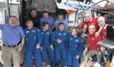 Los astronautas varados de la NASA recibieron una nave para volver a la Tierra