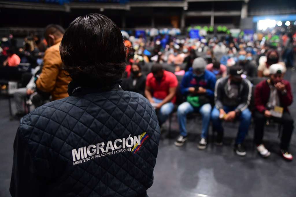 Jornada de entrega de cédulas a ciudadanos venezolanos residentes en Colombia