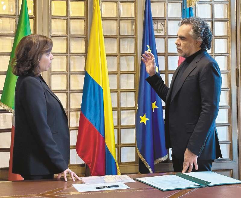  Armando Benedetti tomó posesión como embajador ante la FAO.
