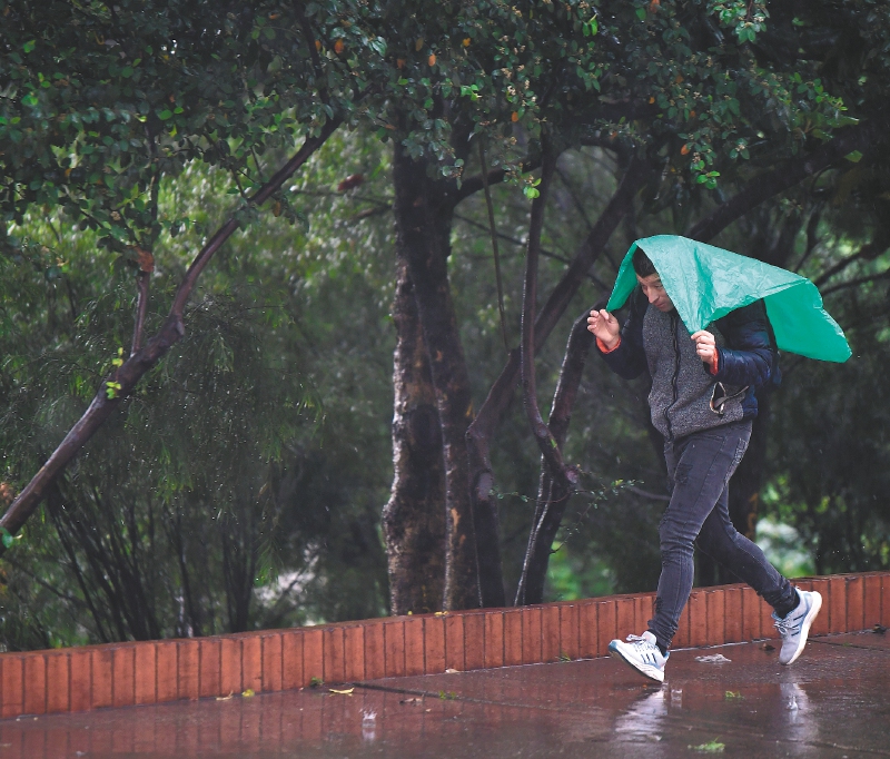En Bogotá se presentaron lluvias durante la madrugada y no se descartan en algunas zonas de la ciudad para el resto del día.