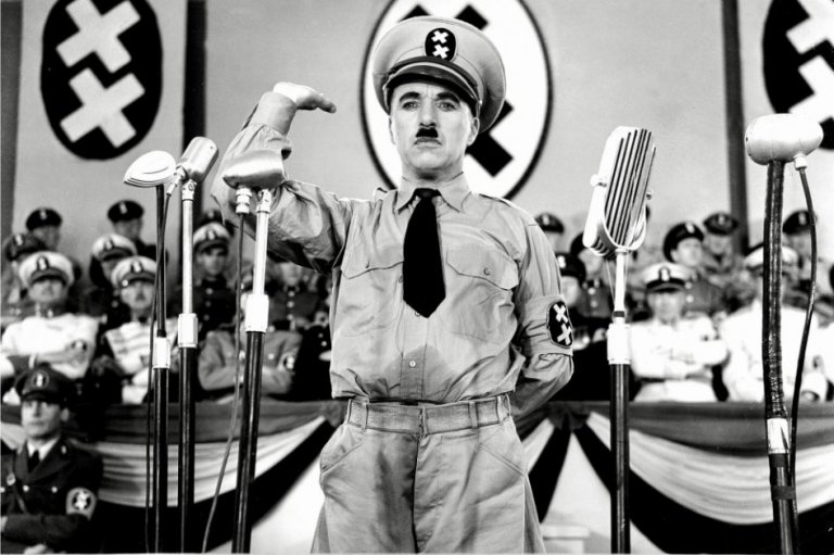 Una película puede ser más molesta para los poderosos que una mala economía