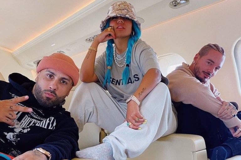 Karol G y J Balvin dan un adelanto de ‘Poblado Remix’