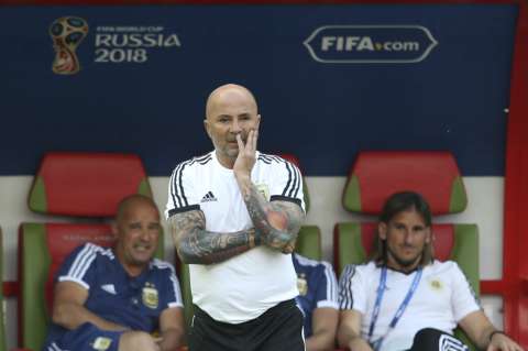Jorge Sampaoli: "Más allá del dolor, no pienso irme"
