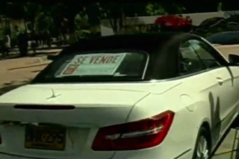 Cura de Santa Marta venderá su Mercedes Benz tras sermón de Francisco