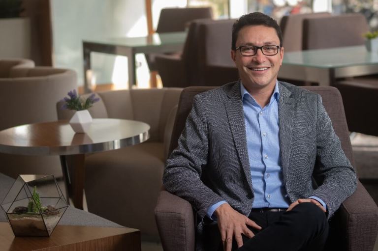 “Convertimos la plata del cemento en alimento”: Carlos Caicedo