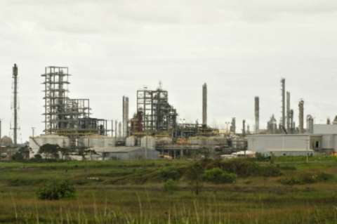 Reunión por congelamiento no subirá precio de petróleo: Goldman