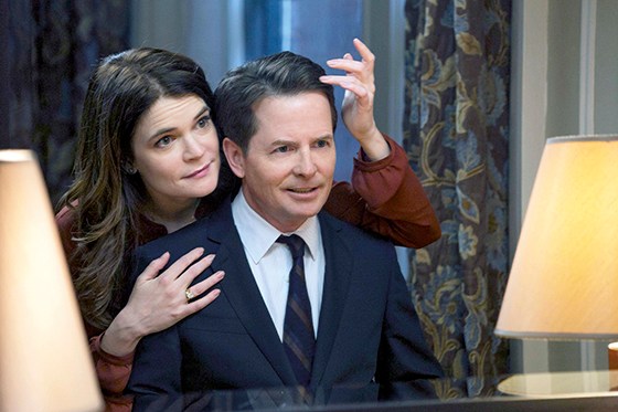 THE MICHAEL J. FOX SHOW -- Pilot -- Pictured: (l-r) Betsy Brandt as Annie Henry, Michael J. Fox as Mike Henry -- (Photo by: Eric Liebowitz/NBC)