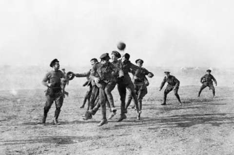 Cuando el fútbol y la Navidad dejaron a la Primera Guerra Mundial en segundo plano