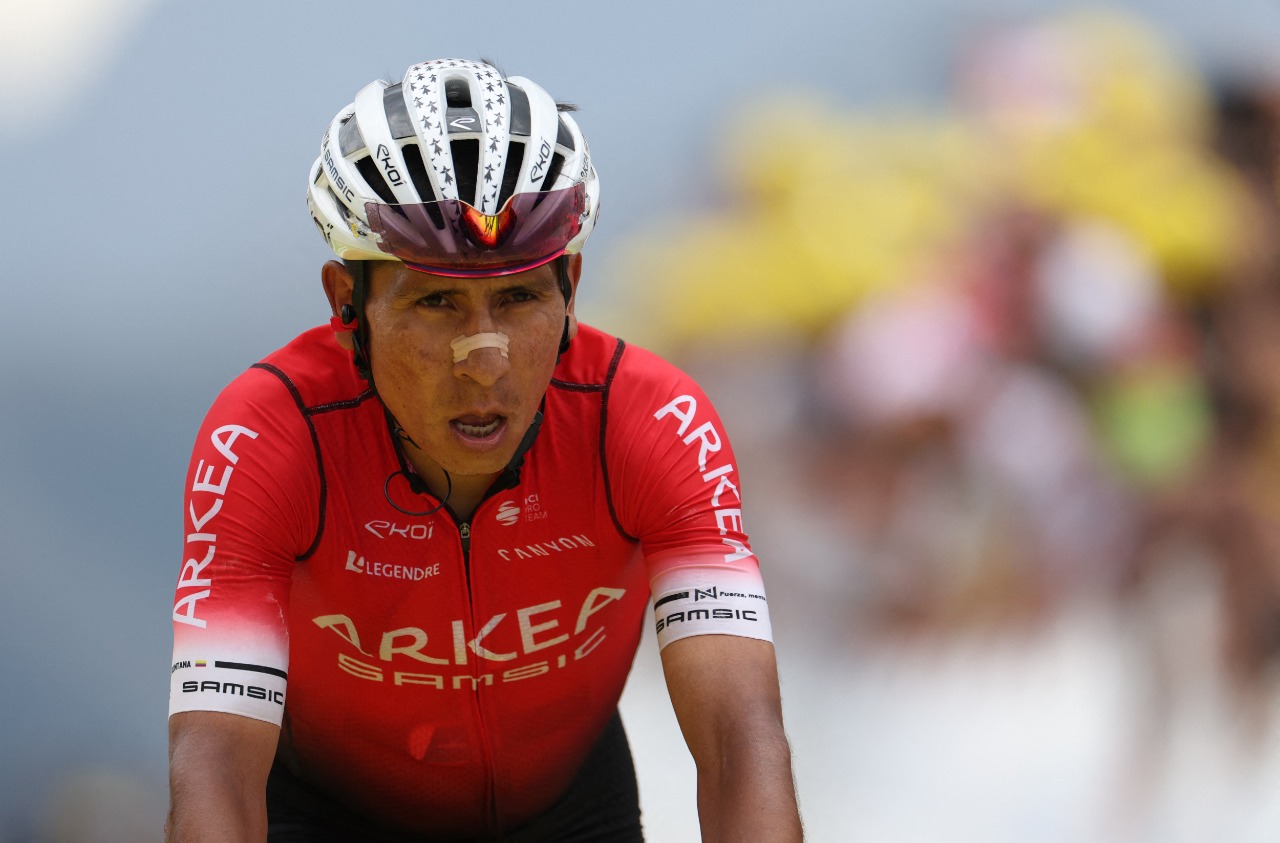 Nairo Quintana sufrió en Alpe d'Huez y ahora es sexto en el Tour 2022