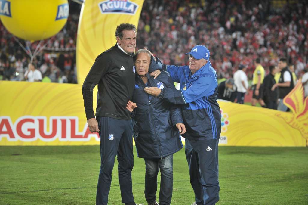 Director técnico argentino, que dirige a Millonarios, durante el partido de vuelta ante Independiente Santa Fe por la final de la Liga Águila II 2017.