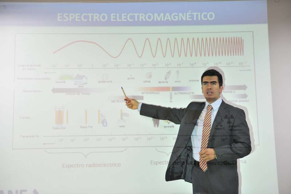 Óscar León, director de la Agencia Nacional de Espectro (ANE). /David Campuzano
