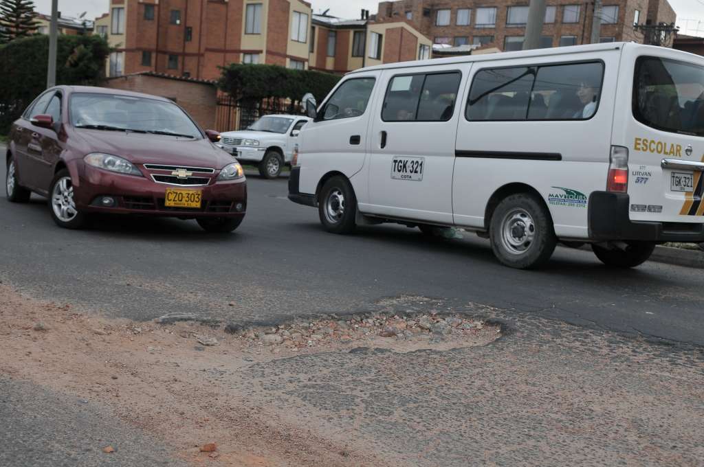 Huecos en diferentes calles de Bogotá.