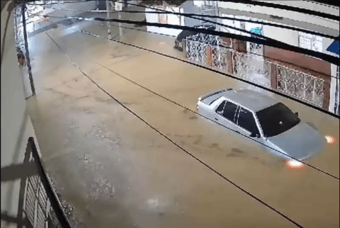 Más de 100 viviendas inundadas, el balance de la emergencia en Bucaramanga y Girón