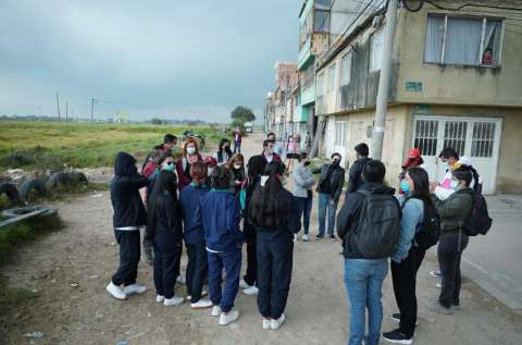 Lanzan estrategia de seguridad para garantizar entornos escolares seguros en Soacha