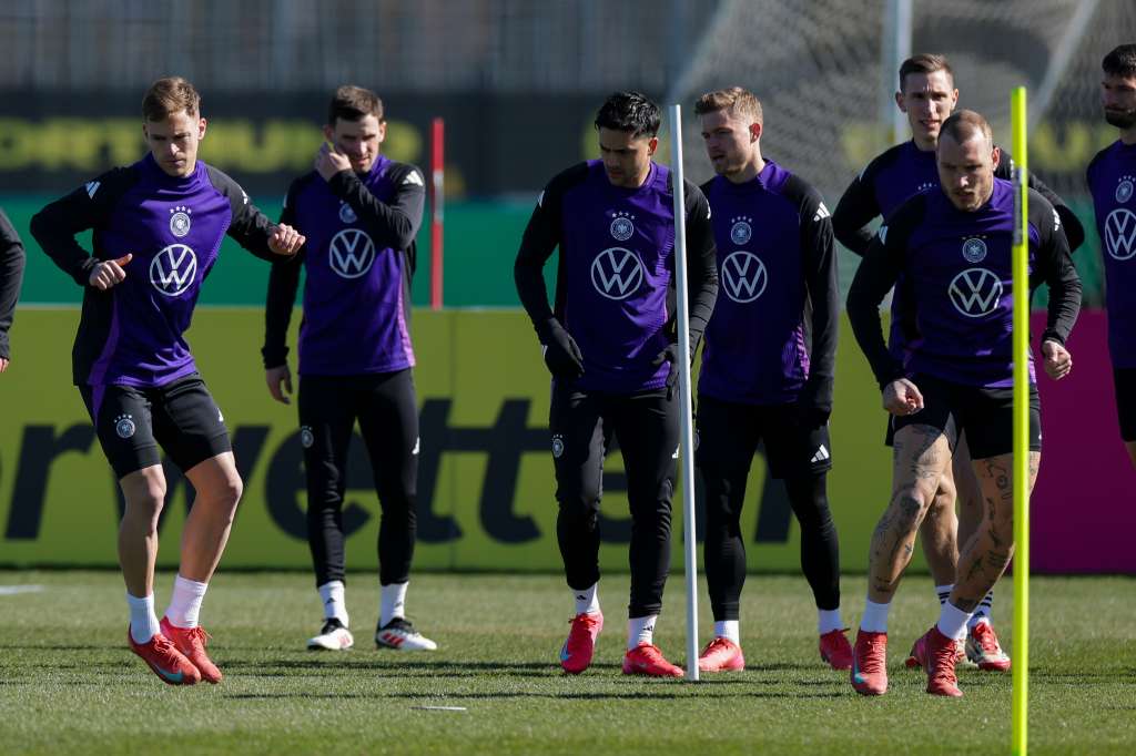 DORTMUND (Germany), 18/03/2025.- Germany players attend a training session of the national team in Dortmund, Germany, 18 March 2025. Germany will face Italy in UEFA Nations League soccer half final match on 20 March 2024 in Milano. (Alemania, Italia) EFE/EPA/CHRISTOPHER NEUNDORF