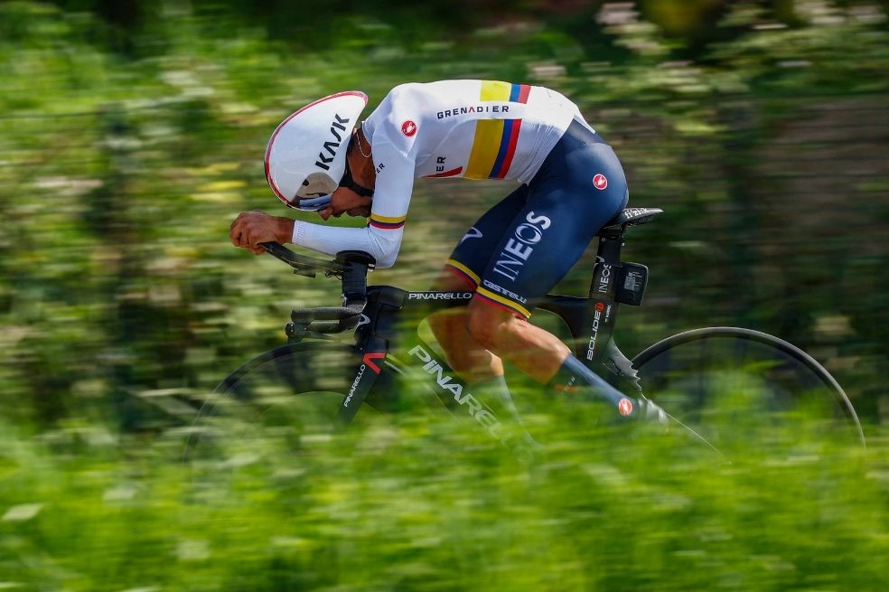 Daniel Felipe Martínez en la etapa final del Giro de Italia 2021.