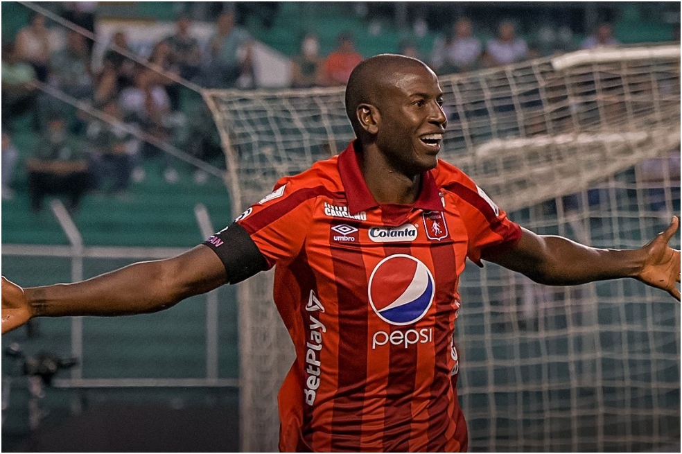 Adrián Ramos marcó el gol del triunfo del América en Palmaseca.