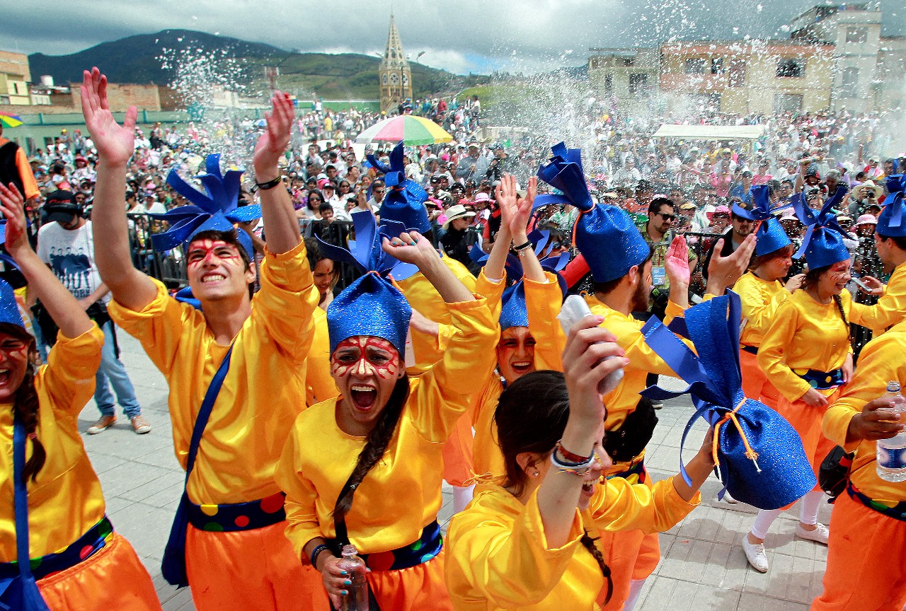 Las ferias, fiestas y carnavales constituyen una de las experiencias de Turismo Cultural más demandadas por turistas nacionales y extranjeros.