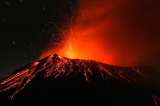Volcán mexicano Popocatépetl emite dos fuertes explosiones