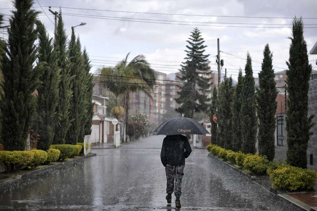 Para algunos ciudadanos, como se vio en redes sociales, la lluvia de este miércoles fue un bálsamo en medio de las altas temperaturas.