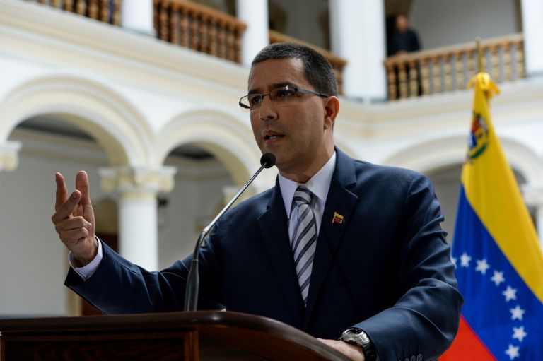 Venezuela: “EE.UU. y Colombia deben mantenerse al margen de nuestros asuntos internos”