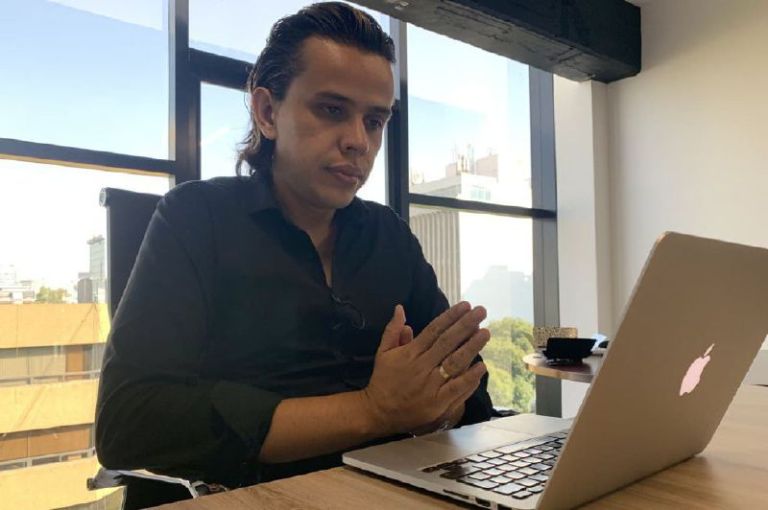 Juan Camilo Lovera, alineado con los cursos “online”