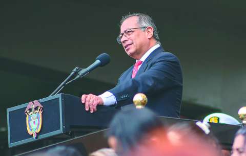 Presidente, abra otra mesa de diálogo con periodistas 
