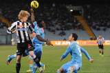 Nápoles se aleja del líder de la Serie A, Juventus
