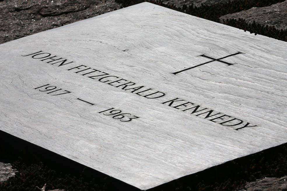 La tumba del 35 º presidente de los Estados Unidos John F. Kennedy, en el cementerio de Arlington. /AFP