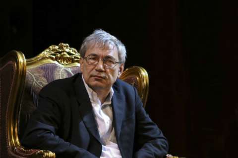 Polémica en Sarajevo por no conceder la ciudadanía de honor al Nobel Pamuk