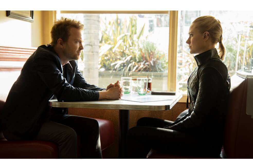 Jonathan Nolan y Lisa Joy escribieron "Westworld" para televisión basados en el film escrito por Michael Crichton. / Cortesía