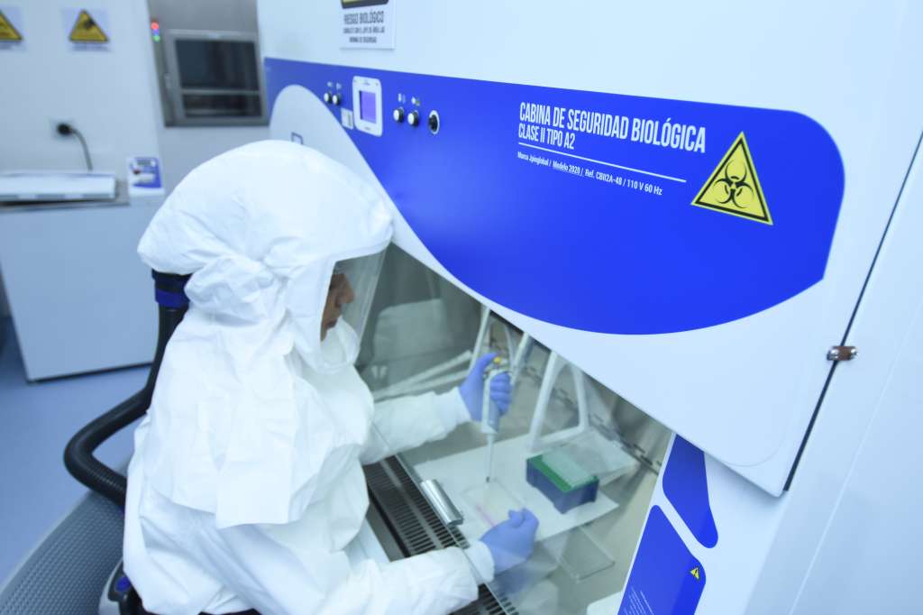 Unisimón presenta dos nuevos doctorados: Virología e Inteligencia Artificial