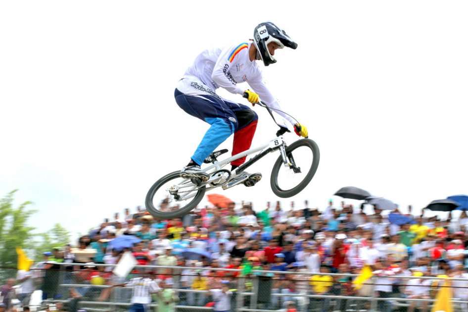 El piloto Andrés Jiménez del equipo GW Shimano-Gatorade.