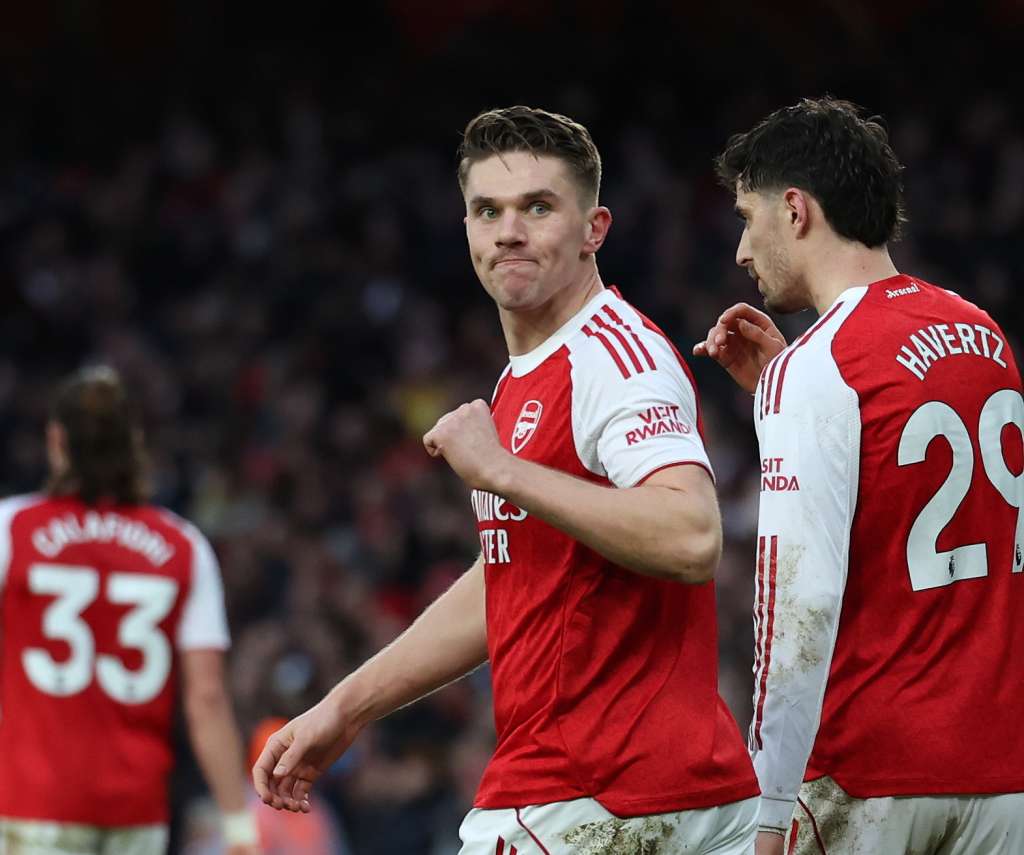 LONDON (United Kingdom), 07/02/2026.- Arsenal’s Viktor Gyokeres celebrates after scoring the 2-0 lead goal against Sunderland during the English Premier League match between Arsenal FC against AFC Sunderland in London, Britain, 07 February 2026. (Reino Unido, Londres) EFE/EPA/ANDY RAIN EDITORIAL USE ONLY. No use with unauthorized audio, video, data, fixture lists, club/league logos, 'live' services or NFTs. Online in-match use limited to 120 images, no video emulation. No use in betting, games or single club/league/player publications.