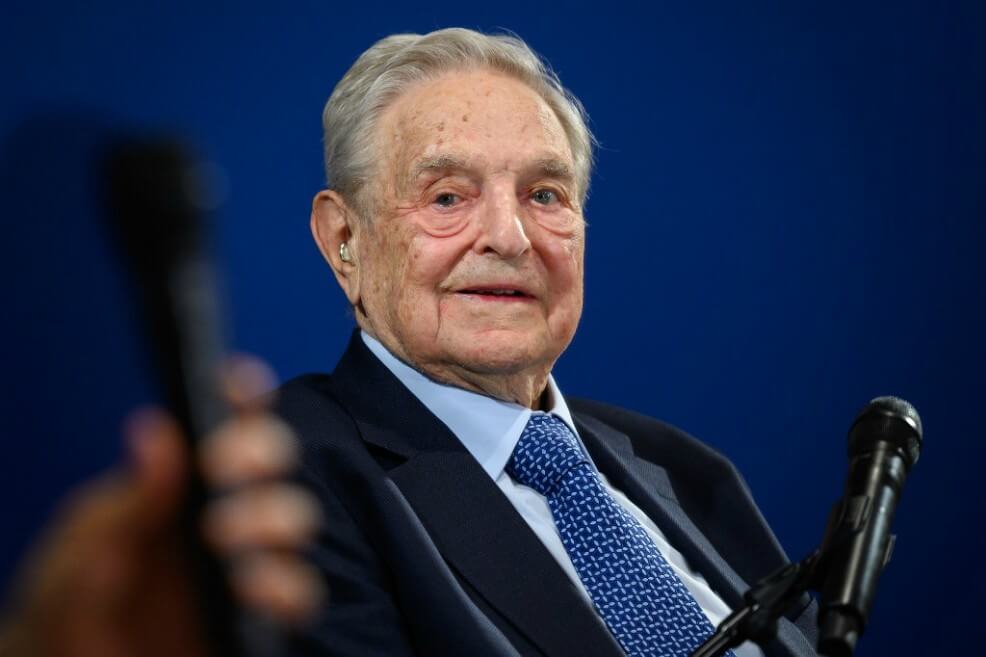 George Soros, de 89 años, anunció en el Foro Económico Mundial su intención de crear una universidad global. / AFP
