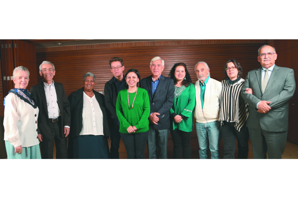 Comisionados de la verdad, quienes se posesionaron en sus cargos a finales de noviembre pasado./Archivo.