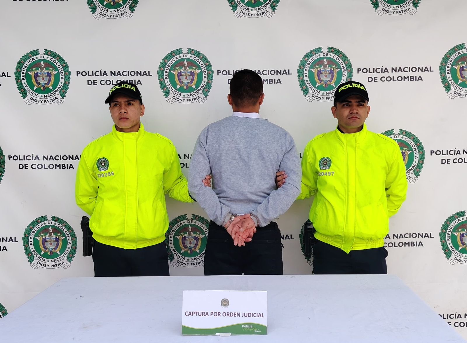 Tras una investigación, autoridades recapturaron a un hombre acusado de agredir física y sexualmente a su esposa en Ciudad Bolívar.