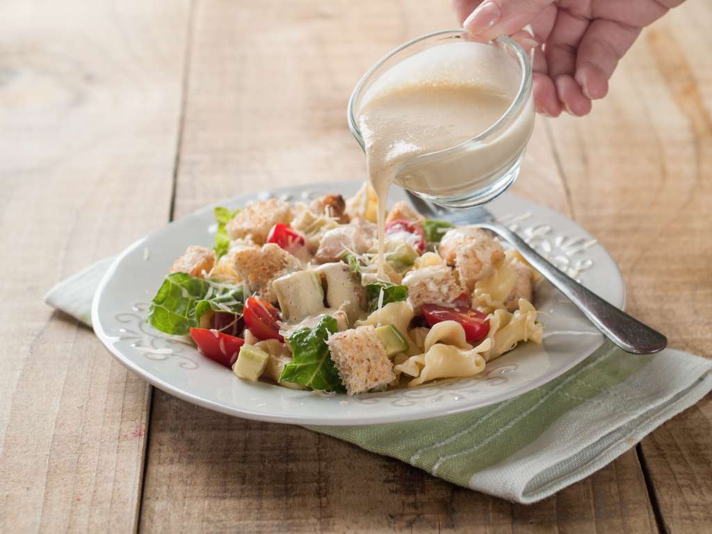 Ensalada de pasta con pollo