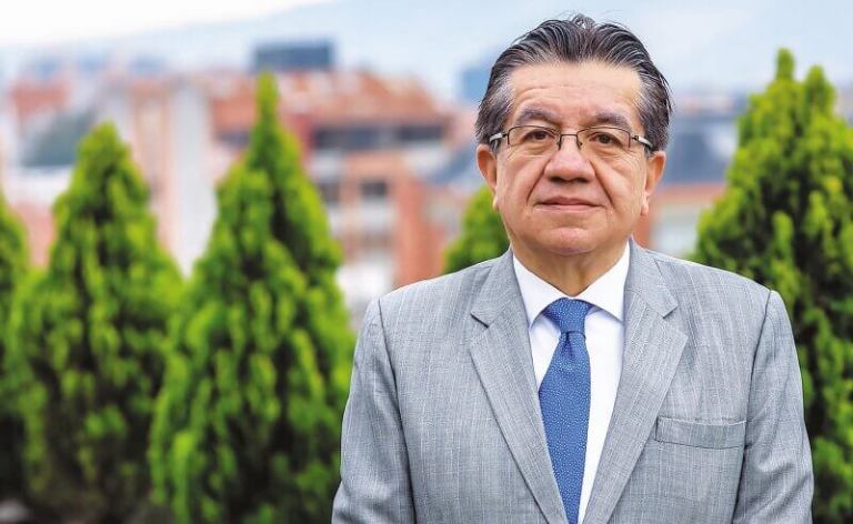 ‘Después de la cuarentena habrá apertura por grupos y en horarios’: ministro de Salud