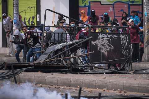 A propósito del paro en Colombia: psicología del vandalismo (Tintas en la crisis)