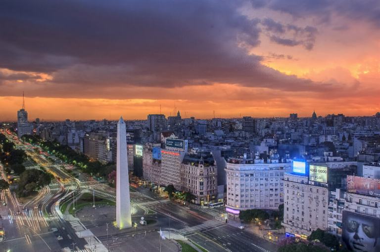 Turistas mostrarán la noche de Buenos Aires en una transmisión de 12 horas