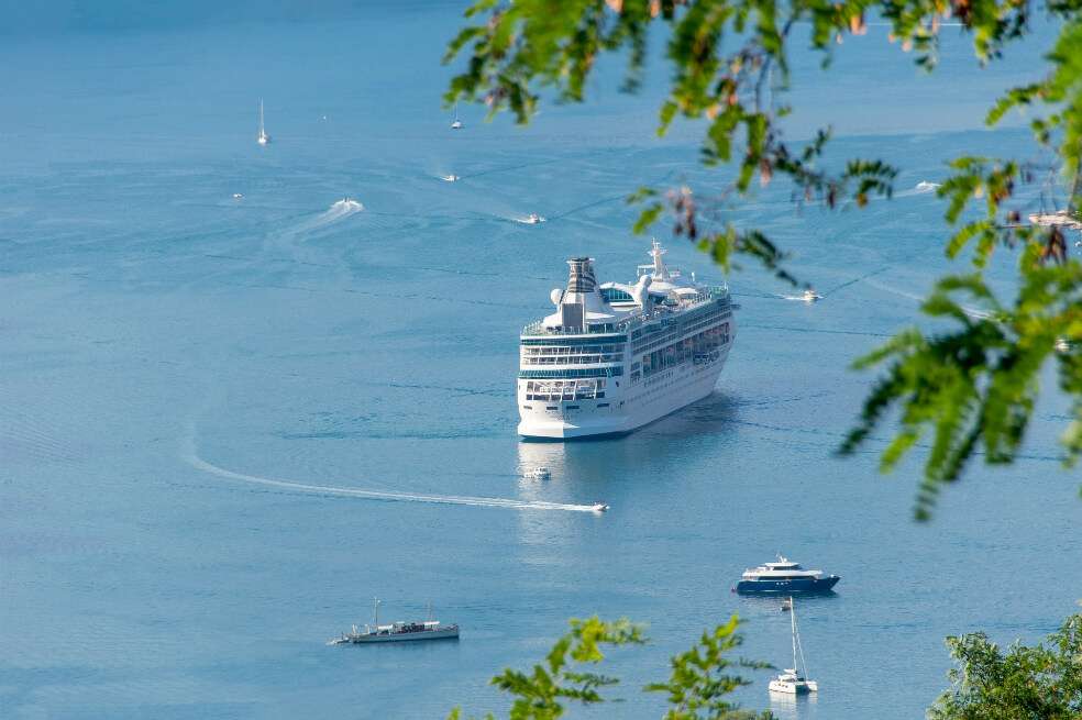 Los cruceros deberán habilitar espacios que permitan aislar a personas.