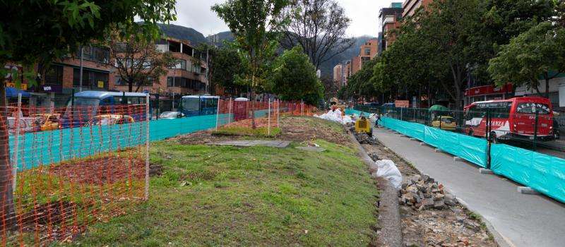 Para dar paso al Metro de Bogotá avanza construcción de carril en la calle 72