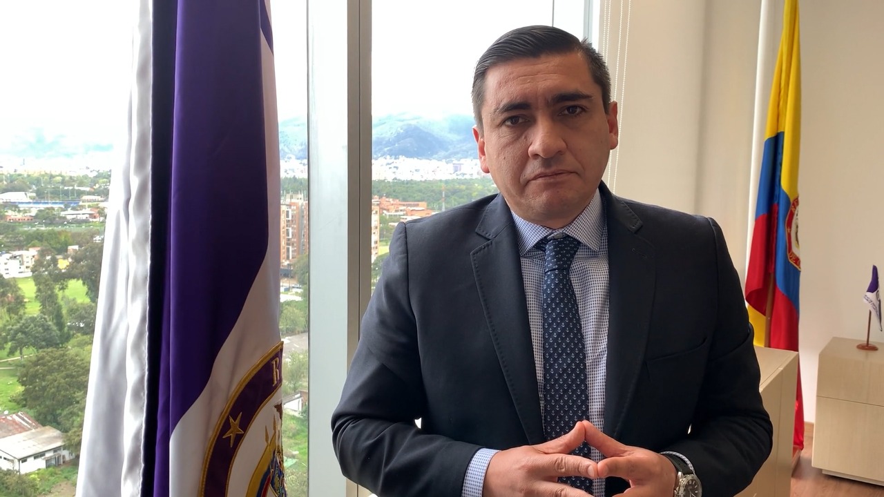 El director de la Uspec ha hecho su carrera en el sector público, especialmente en el departamento de Cundinamarca.