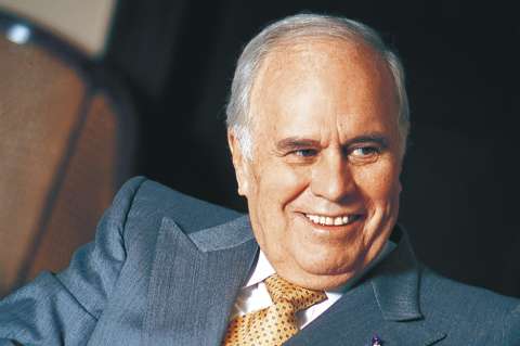 Carlos Ardila Lülle, el empresario que hizo de su nombre un imperio