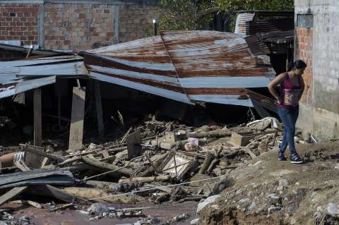 Ya son 311 los muertos por avalancha en Mocoa; 100 son niños