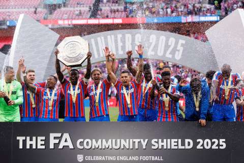 Muñoz y Lerma, campeones en Inglaterra: Crystal Palace levantó la Community Shield